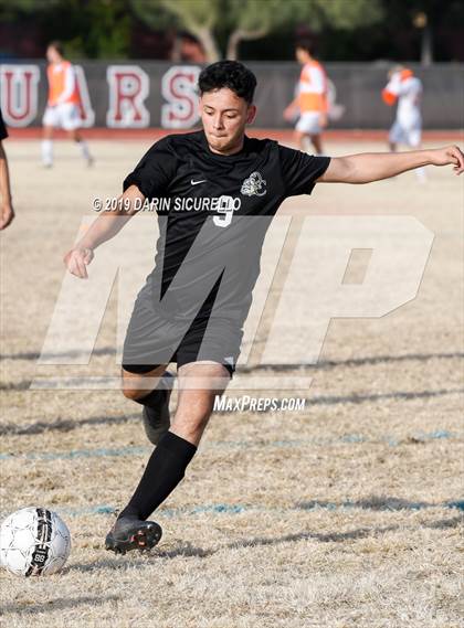 Thumbnail 1 in Queen Creek vs Boulder Creek (DRHS Anthony Solis/Stephen Hopp Cactus Cup) photogallery.