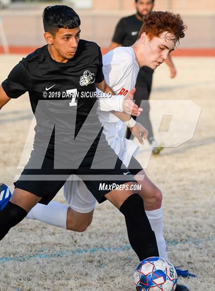 Thumbnail 2 in Queen Creek vs Boulder Creek (DRHS Anthony Solis/Stephen Hopp Cactus Cup) photogallery.