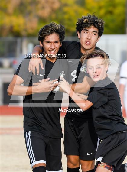 Thumbnail 3 in Queen Creek vs Boulder Creek (DRHS Anthony Solis/Stephen Hopp Cactus Cup) photogallery.
