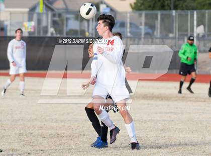 Thumbnail 2 in Queen Creek vs Boulder Creek (DRHS Anthony Solis/Stephen Hopp Cactus Cup) photogallery.