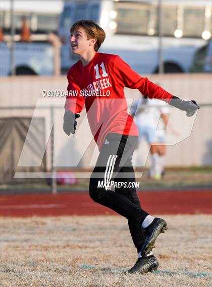 Thumbnail 2 in Queen Creek vs Boulder Creek (DRHS Anthony Solis/Stephen Hopp Cactus Cup) photogallery.