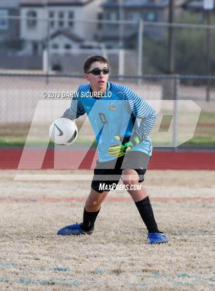 Thumbnail 2 in Queen Creek vs Boulder Creek (DRHS Anthony Solis/Stephen Hopp Cactus Cup) photogallery.