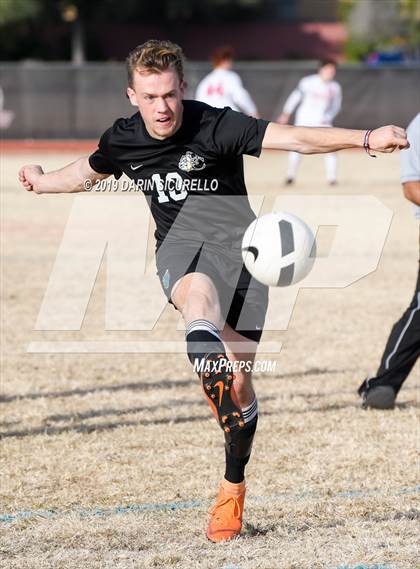 Thumbnail 3 in Queen Creek vs Boulder Creek (DRHS Anthony Solis/Stephen Hopp Cactus Cup) photogallery.