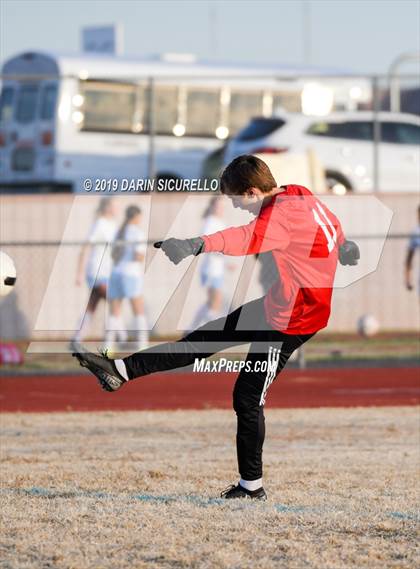 Thumbnail 1 in Queen Creek vs Boulder Creek (DRHS Anthony Solis/Stephen Hopp Cactus Cup) photogallery.