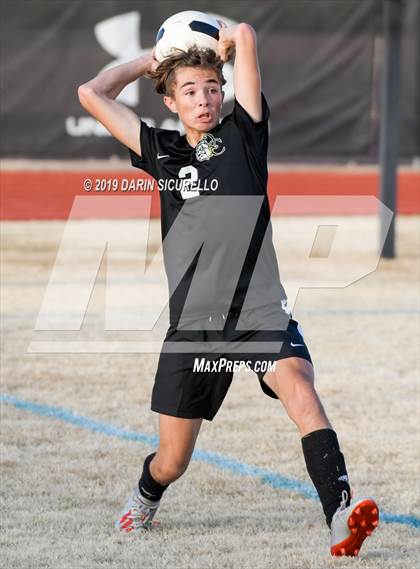 Thumbnail 2 in Queen Creek vs Boulder Creek (DRHS Anthony Solis/Stephen Hopp Cactus Cup) photogallery.