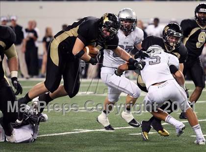 Thumbnail 1 in Mansfield vs. Guyer (5A Division 2 Region 1 Area) photogallery.