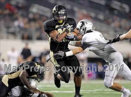 Thumbnail 1 in Mansfield vs. Guyer (5A Division 2 Region 1 Area) photogallery.