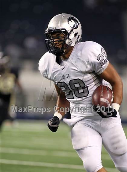 Thumbnail 3 in Mansfield vs. Guyer (5A Division 2 Region 1 Area) photogallery.