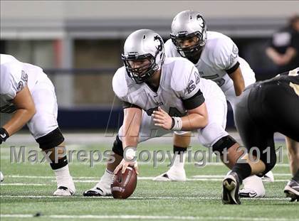 Thumbnail 3 in Mansfield vs. Guyer (5A Division 2 Region 1 Area) photogallery.