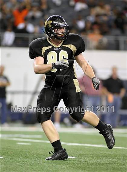 Thumbnail 2 in Mansfield vs. Guyer (5A Division 2 Region 1 Area) photogallery.