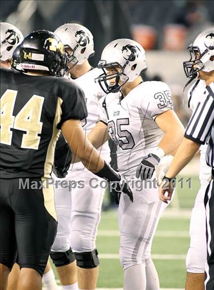 Thumbnail 3 in Mansfield vs. Guyer (5A Division 2 Region 1 Area) photogallery.