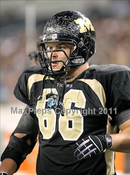 Thumbnail 1 in Mansfield vs. Guyer (5A Division 2 Region 1 Area) photogallery.