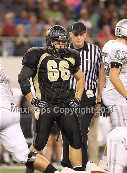 Thumbnail 1 in Mansfield vs. Guyer (5A Division 2 Region 1 Area) photogallery.