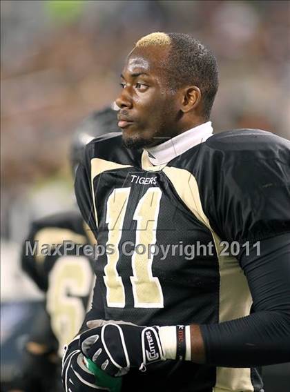 Thumbnail 3 in Mansfield vs. Guyer (5A Division 2 Region 1 Area) photogallery.