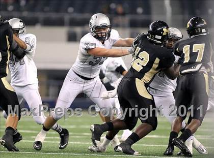 Thumbnail 1 in Mansfield vs. Guyer (5A Division 2 Region 1 Area) photogallery.