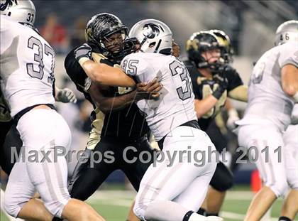 Thumbnail 1 in Mansfield vs. Guyer (5A Division 2 Region 1 Area) photogallery.