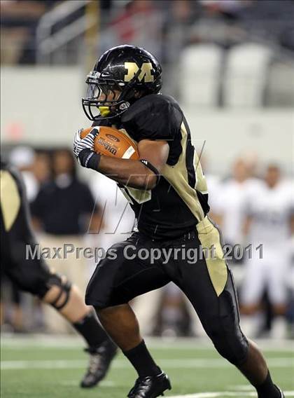 Thumbnail 2 in Mansfield vs. Guyer (5A Division 2 Region 1 Area) photogallery.