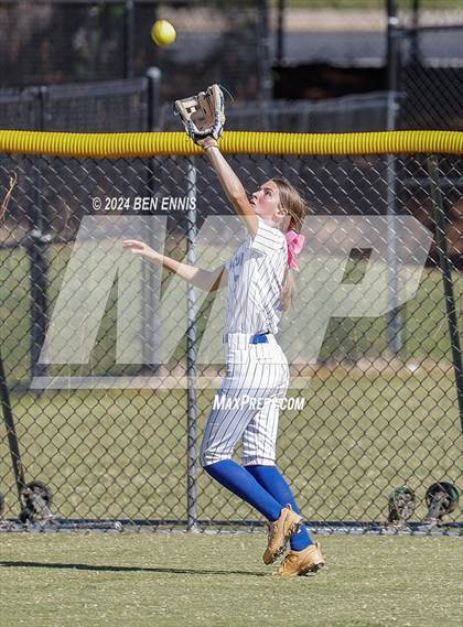 Thumbnail 1 in Trinity Christian vs. Brentwood (GIAA 2A State Championships) photogallery.
