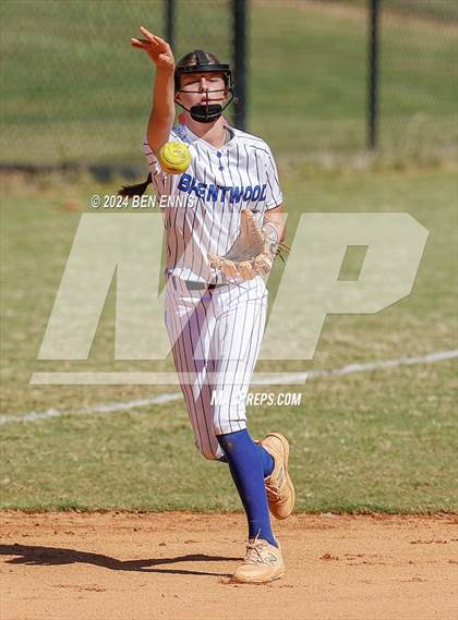 Thumbnail 3 in Trinity Christian vs. Brentwood (GIAA 2A State Championships) photogallery.