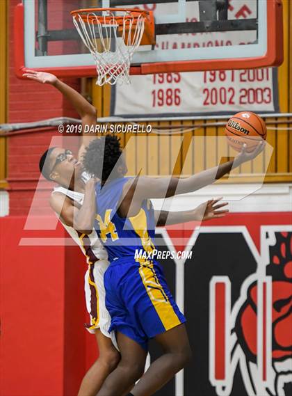 Thumbnail 3 in Carl Hayden Community vs Mountain Pointe (PUHSD Coyote Classic Tournament) photogallery.