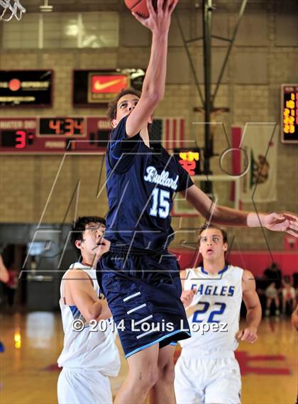 Thumbnail 1 in Santa Margarita vs. Bullard (Nike Extravaganza) photogallery.