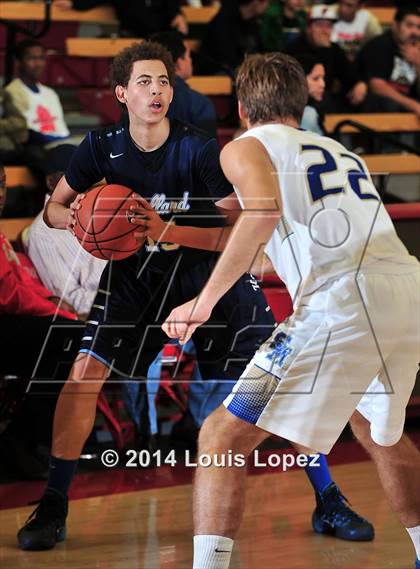 Thumbnail 3 in Santa Margarita vs. Bullard (Nike Extravaganza) photogallery.