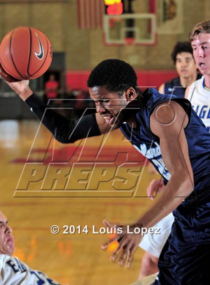 Thumbnail 3 in Santa Margarita vs. Bullard (Nike Extravaganza) photogallery.