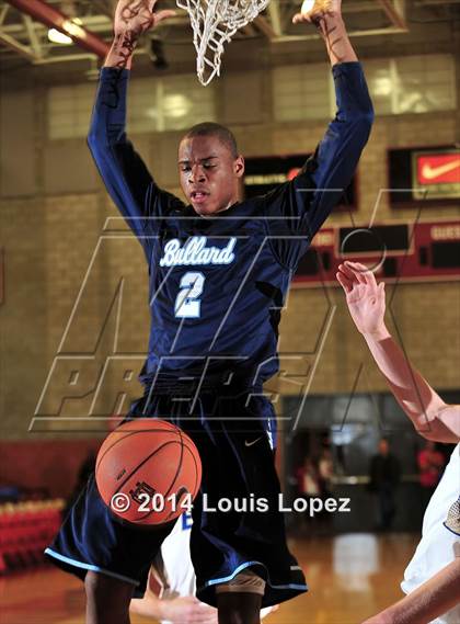 Thumbnail 2 in Santa Margarita vs. Bullard (Nike Extravaganza) photogallery.