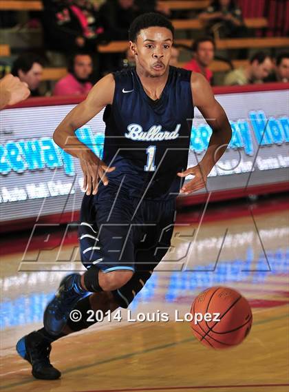Thumbnail 1 in Santa Margarita vs. Bullard (Nike Extravaganza) photogallery.