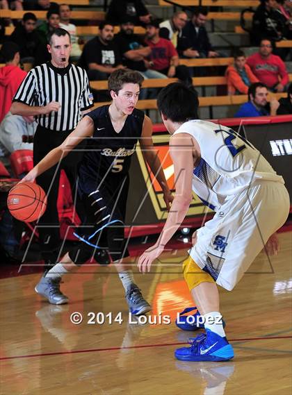 Thumbnail 2 in Santa Margarita vs. Bullard (Nike Extravaganza) photogallery.