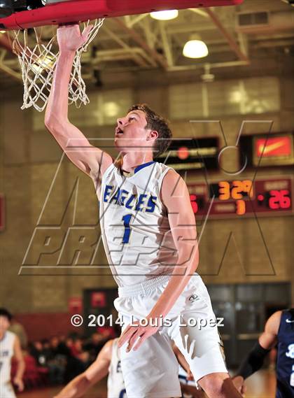 Thumbnail 1 in Santa Margarita vs. Bullard (Nike Extravaganza) photogallery.