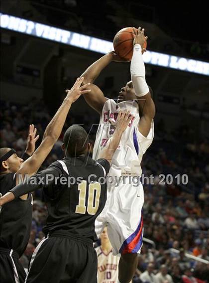 Thumbnail 3 in Chartiers Valley vs. Sts. Neumann & Goretti [John & Maria] photogallery.