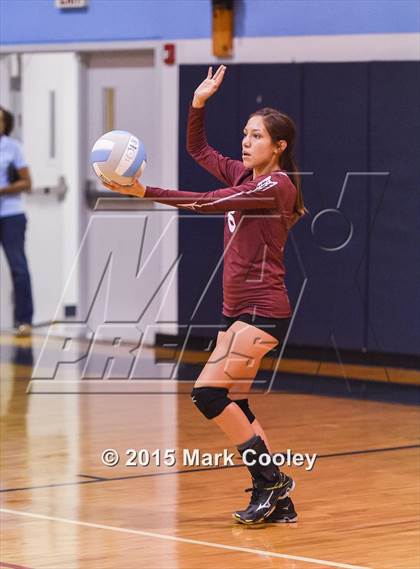 Thumbnail 2 in Cameron Yoe @ China Spring photogallery.