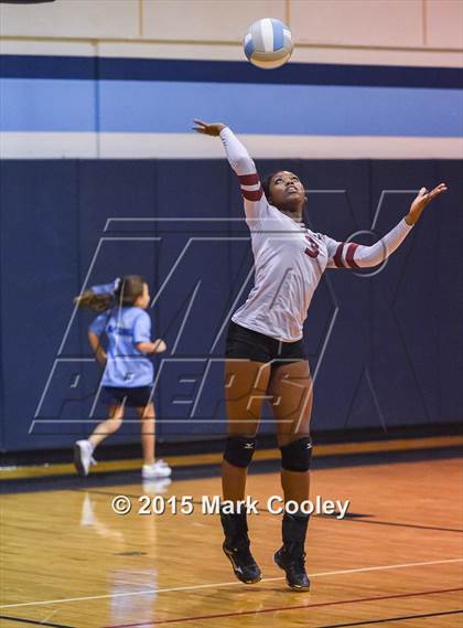 Thumbnail 2 in Cameron Yoe @ China Spring photogallery.