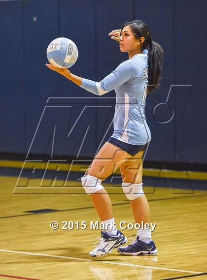 Thumbnail 3 in Cameron Yoe @ China Spring photogallery.
