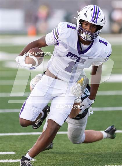 Thumbnail 2 in Piper @ Basehor-Linwood photogallery.