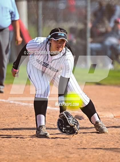 Thumbnail 1 in Cypress Woods vs Brazoswood (NFCA Texas Leadoff Classic) photogallery.