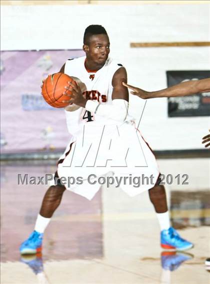 Thumbnail 2 in Mt. Vernon vs. Leesburg (Montverde Academy Invitational Tournament) photogallery.