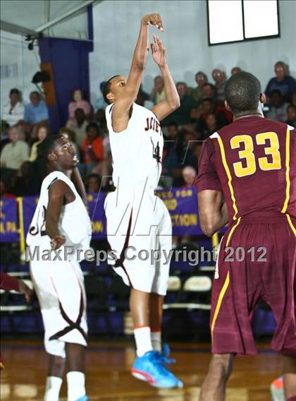 Thumbnail 2 in Mt. Vernon vs. Leesburg (Montverde Academy Invitational Tournament) photogallery.