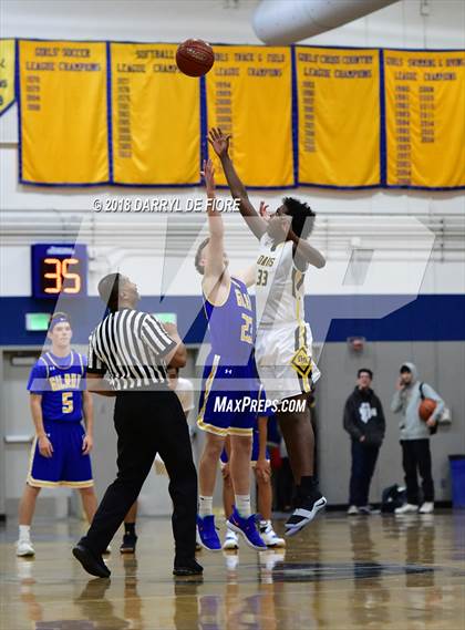 Thumbnail 2 in Gilroy vs. Del Mar photogallery.