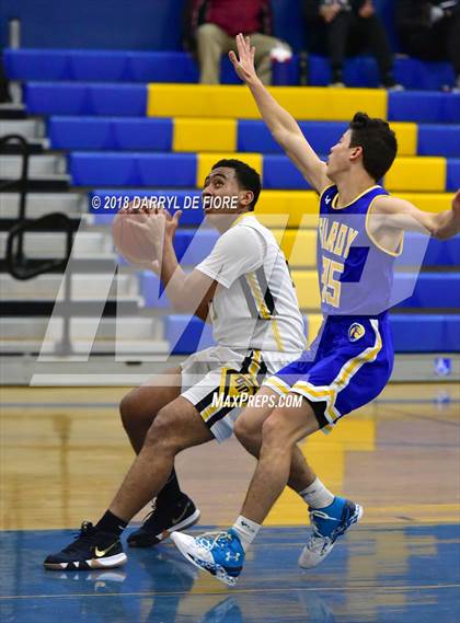 Thumbnail 1 in Gilroy vs. Del Mar photogallery.