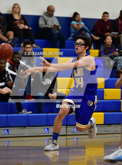 Thumbnail 2 in Gilroy vs. Del Mar photogallery.