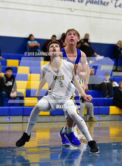 Thumbnail 1 in Gilroy vs. Del Mar photogallery.