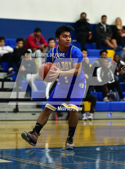 Thumbnail 3 in Gilroy vs. Del Mar photogallery.