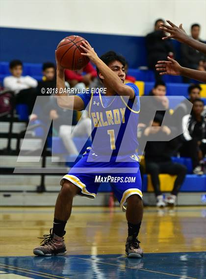 Thumbnail 1 in Gilroy vs. Del Mar photogallery.