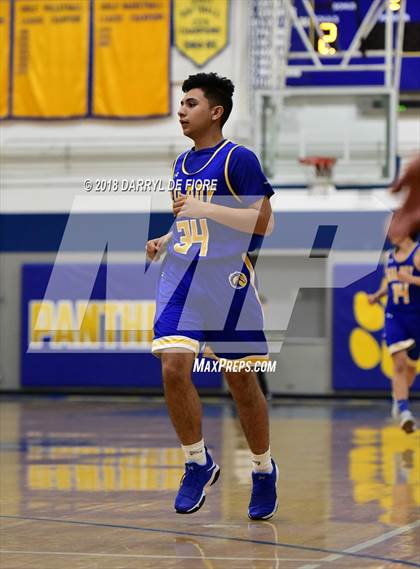 Thumbnail 1 in Gilroy vs. Del Mar photogallery.