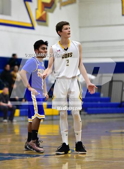 Thumbnail 1 in Gilroy vs. Del Mar photogallery.