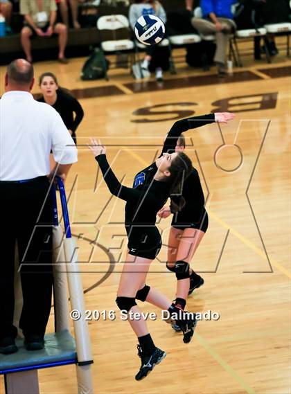 Thumbnail 3 in Vandebilt Catholic @ Mt. Carmel photogallery.