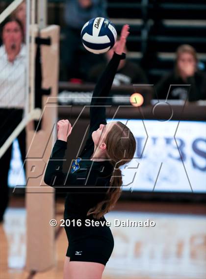 Thumbnail 2 in Vandebilt Catholic @ Mt. Carmel photogallery.