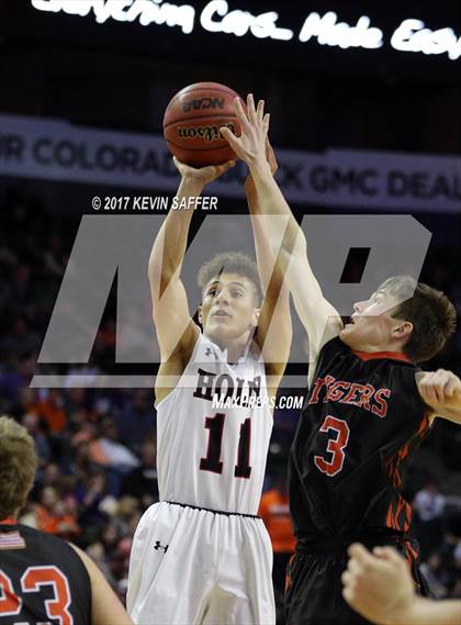Thumbnail 1 in Holly vs. Cheyenne Wells  (CHSAA 1A Final) photogallery.
